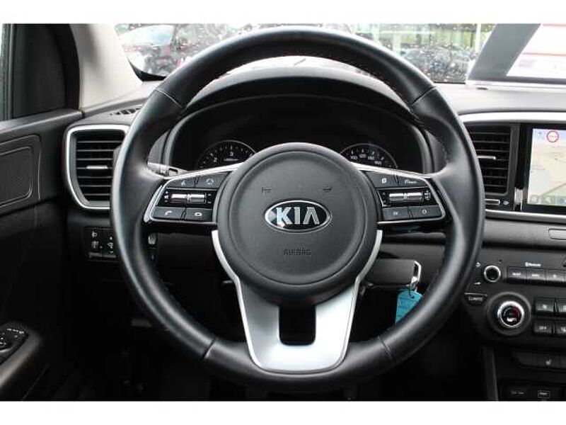 Kia Sportage Vision 4WD 1.6 CRDi ALLRAD NAVI SITZHZG DAB Sitzheizung hinten