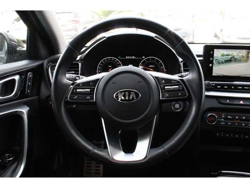 Kia XCeed Platinum 1,4 T-GDI Panorama Navi Leder digitales Cockpit Memory Sitze