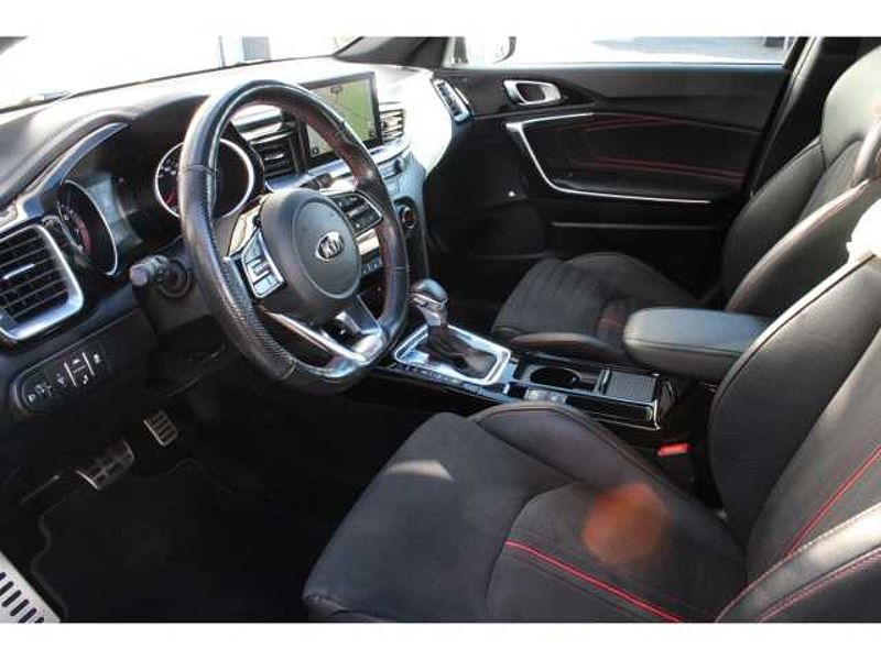Kia Ceed 1.6T-GDI GT Navi Leder Memory Sitze Soundsystem JBL LED ACC Apple CarPlay Androi
